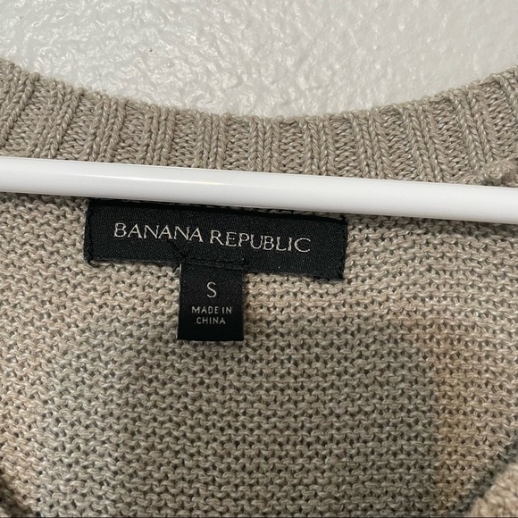 Banana Republic Sleeveless Ribbed Knit Hi Low Sweater Top - Picture 2 of 5
